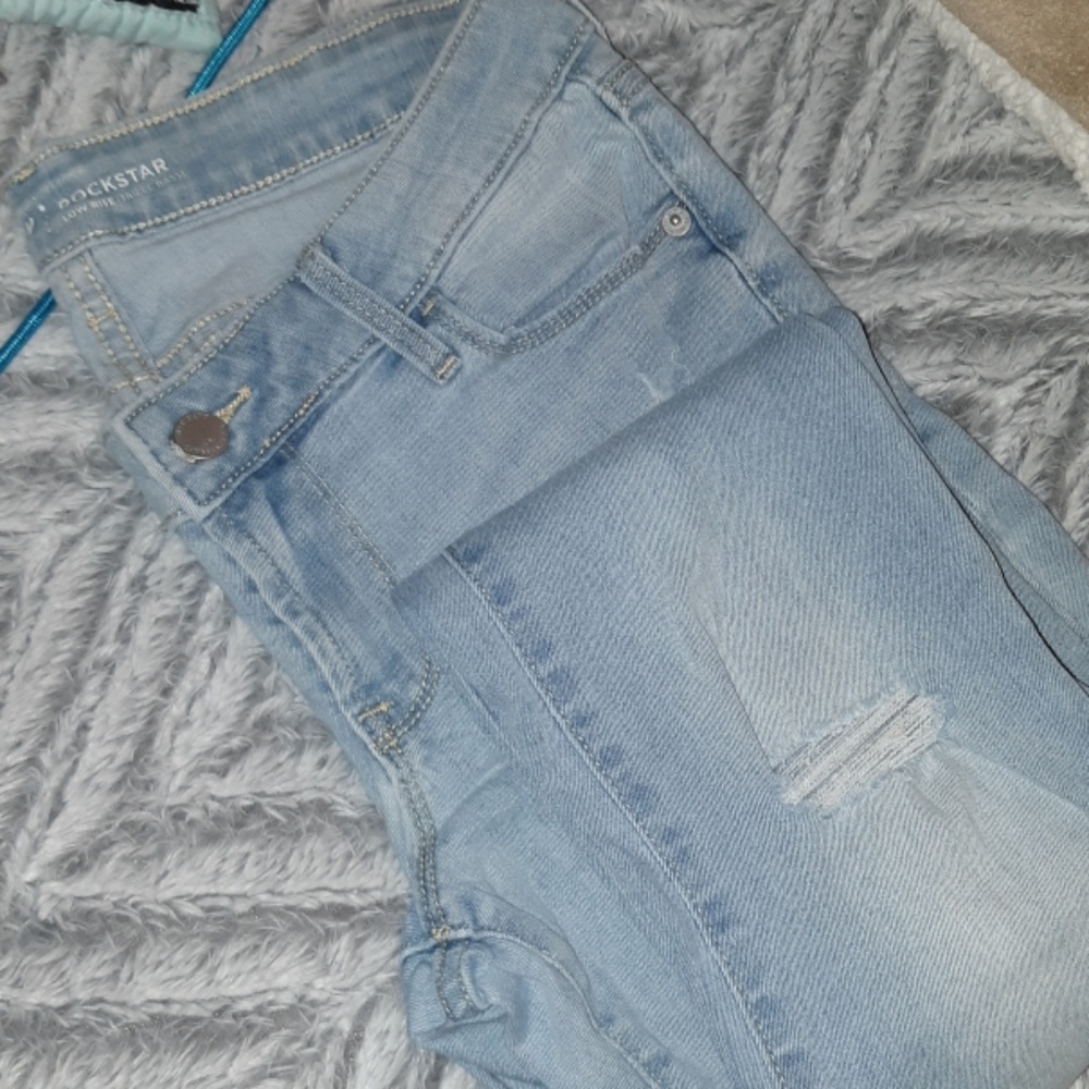 Low Rise Rockstar Jean's light wash